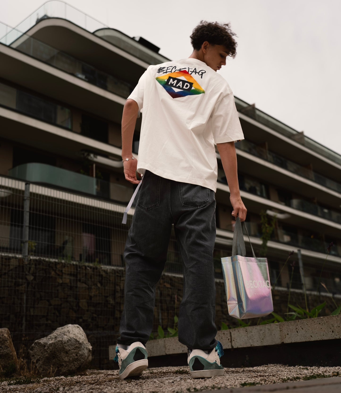 VibeWave Tee - Label Y