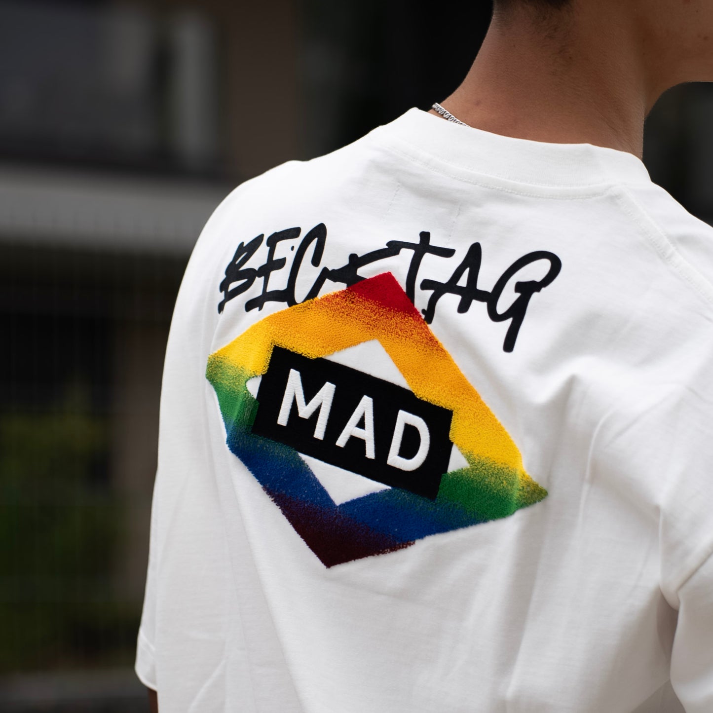 VibeWave Tee - Label Y