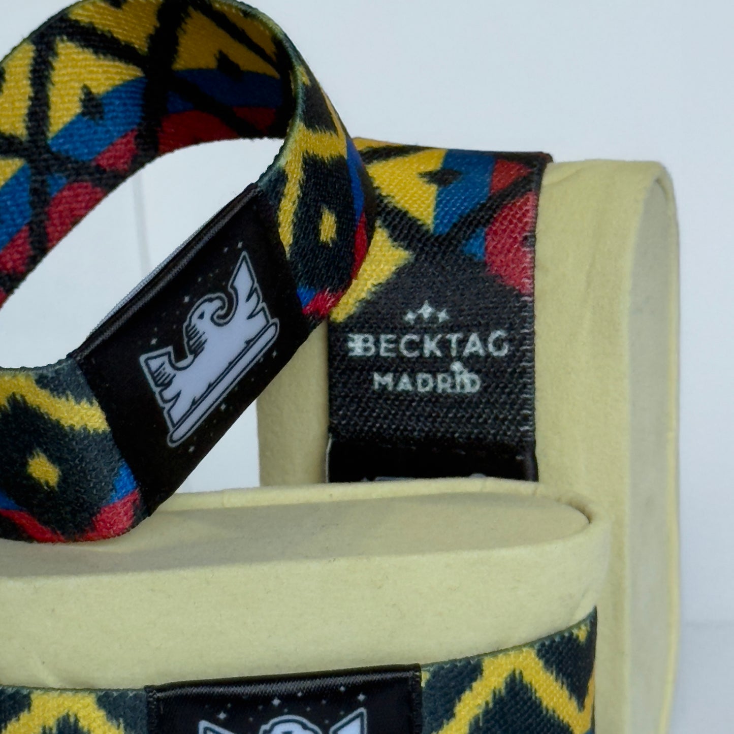 Colombia - Okoskarkötő - Flag Collection